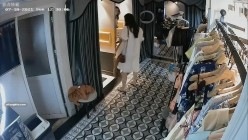 黑客破解摄像头 ️监控偷拍三个服装店内摄像头记录试衣过程 截图4