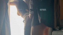 推特顶级巨乳肥臀情侣博主调教暴力S「狗爹和小桃」最深处一次次被撞开，整个人差点散架，屁股暴力打桩黑丝吊带真的好大好爱 截图15