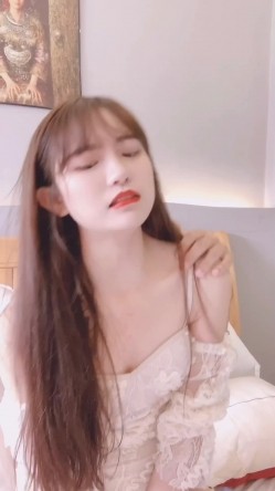 最新红遍全网绝美颜值91女神【不见星空】完美露脸 截图3
