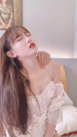 最新红遍全网绝美颜值91女神【不见星空】完美露脸 截图5