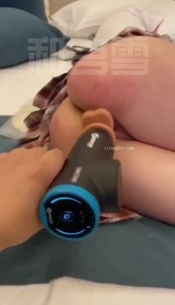 《反差女神重弹泄密》极品白虎一线天粉B靓妹！推特重口网红【和宫雪】私拍，双洞 风油精 虐阴 肛塞 各种花样调教 截图16
