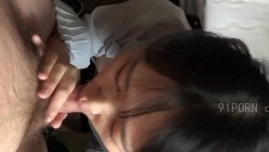 短发可爱乖乖小妹妹帮炮友仔细的口活，口完受不了自己开始手淫自慰好骚 截图1