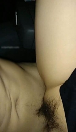 非常刺激的女主播和炮友路边工地门口车震不知为啥炮友下车和门卫老头吵架了 截图11