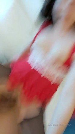 台湾天然美胸熟女人妻中出女王「Jixxielee」「骚猫儿」OF私拍 截图3