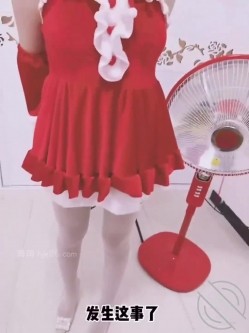 原创海角大神【妹妹的第一次给了我】付费钻石贴！公共场合搞，野战被路人给看光了 截图1
