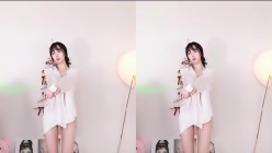 颜值清纯UP主【jhnam28】宽衣解带下海定制，露脸动感裸舞 截图5