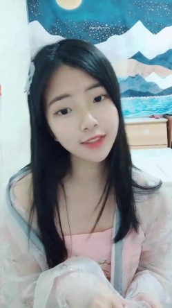 超重磅绝版资源！校花女神【一梦】早期下海珍贵录像~！ 截图4