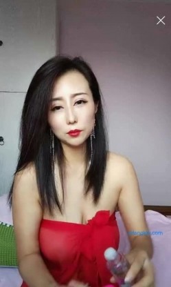 -半老徐娘 风韵犹存-38D【素人十九】，特别媚骚的阿姨，自慰大秀，那淫声让多少网友陶醉！ 截图15