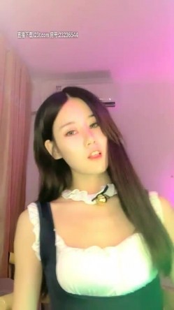 恩熙熙高颜值妹子情趣装诱惑，女仆装黑丝小尺度掰穴自摸浴室洗澡 截图6