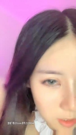恩熙熙高颜值妹子情趣装诱惑，女仆装黑丝小尺度掰穴自摸浴室洗澡 截图11