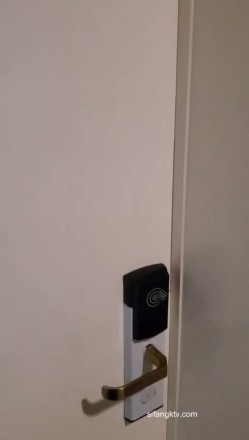 【极品稀缺 ️酒店民宿录音】真实录音各种情侣偷情夫妻学生情侣开房性爱录音带视频 声音清晰节奏感超强 女友酒后放开的叫 截图2
