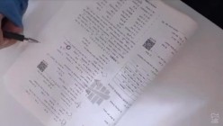大奶子英语老师给学生补课 “你学习学不进去 摸奶子也不敢 来老师帮你” 截图2