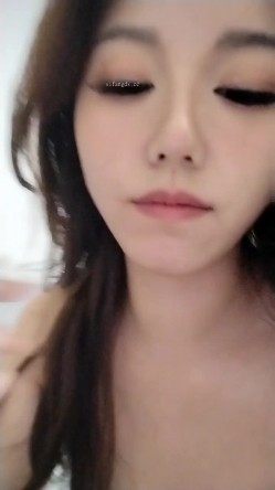 【骚朵儿】第一弹，顶级骚货反差女神，和榜一激情大战，口交吃鸡爆满骚穴 截图16