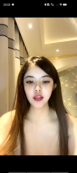 长发外八子奶子丰满软乳，椅子上自慰手指插穴掰开外阴阴唇很小 截图14