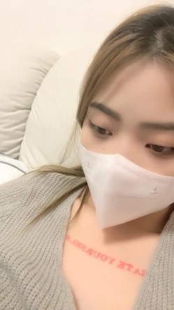 新来的骚货，拜金女，开着特斯拉去车震，【柔柔早点睡】，KTV塞跳蛋，车震，酒店开房一条龙 截图4