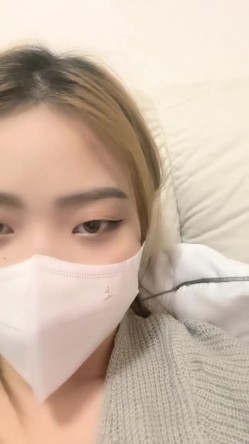 新来的骚货，拜金女，开着特斯拉去车震，【柔柔早点睡】，KTV塞跳蛋，车震，酒店开房一条龙 截图5