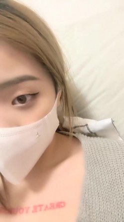 新来的骚货，拜金女，开着特斯拉去车震，【柔柔早点睡】，KTV塞跳蛋，车震，酒店开房一条龙 截图6