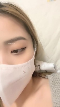新来的骚货，拜金女，开着特斯拉去车震，【柔柔早点睡】，KTV塞跳蛋，车震，酒店开房一条龙 截图8