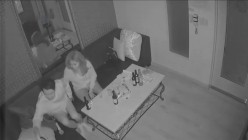 KTV房间内监控流出公主为售卖酒水，提供三次性服务，口交撸管多次想要插入都没有成功，疯狂拉扯！ 截图12