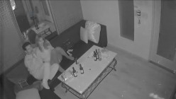 KTV房间内监控流出公主为售卖酒水，提供三次性服务，口交撸管多次想要插入都没有成功，疯狂拉扯！ 截图15