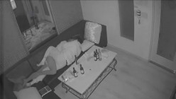 KTV房间内监控流出公主为售卖酒水，提供三次性服务，口交撸管多次想要插入都没有成功，疯狂拉扯！ 截图16