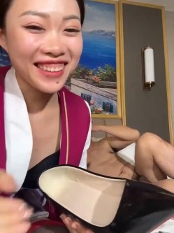 剧情演绎【优优baby】空姐与机长的爱情故事啪啪 道具扩阴 截图3