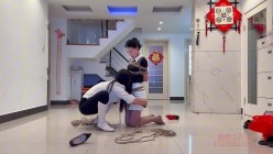 国产SM捆绑调教.媚娘工作室_瑾年_椅子吊绑调教 截图5