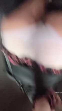 【京鱼儿】19岁童颜巨乳 女仆学生制服 道具自慰 流白浆 ！高人气19岁学生妹 白皙大奶！！ 截图12