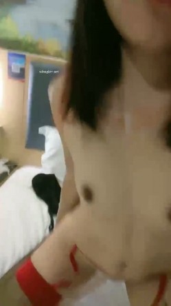 美臀学生，好他妈骚，【昨晚又遇见了你】，小小年纪看着已经是身经百战的状态，掰开逼逼水就自动流，需要男人天天操 截图9