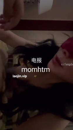 极品熟女人妻，【桃桃】，单身的生活最难熬，约炮粉丝，风情万种女人味十足，大奶美腿好浪荡 截图10