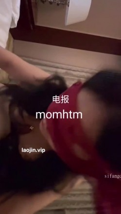 极品熟女人妻，【桃桃】，单身的生活最难熬，约炮粉丝，风情万种女人味十足，大奶美腿好浪荡 截图11