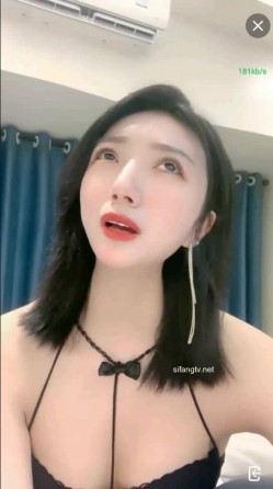 【Y汐】气质白领第一天下海比较腼腆 咪咪会发光，把AV玩具拿出来给大家看，私下一定没少玩，渴望真大鸡巴！ 截图6