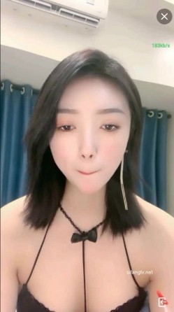 【Y汐】气质白领第一天下海比较腼腆 咪咪会发光，把AV玩具拿出来给大家看，私下一定没少玩，渴望真大鸡巴！ 截图7