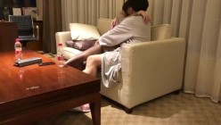 推特网红苏州昆山极品NTR夫妻【泣妻器骑】私拍~外柔内骚长腿翘臀找单男3P前后夹击极度反差 截图6