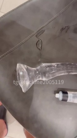 颜值女神【晴宝】被多位金主包养泄密,第一弹 年度最骚的第一梯队女主 完美露脸 截图1