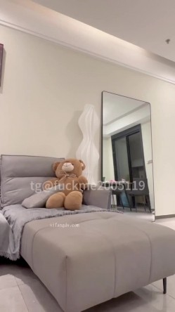 颜值女神【晴宝】被多位金主包养泄密,第一弹 年度最骚的第一梯队女主 完美露脸 截图3