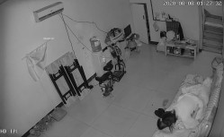 【破解摄像头】非常的主动少妇在沙发啪啪啪，男的也是个暖男搞完了还帮忙把逼擦干净 截图12