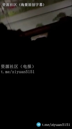 推特13W粉绿帽淫妻大神，优质包养模特老牌劲旅「Luxurious」《顶级土豪多人活动》屌丝的女神就是土豪们的丝袜母狗玩物 截图1