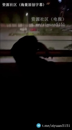 推特13W粉绿帽淫妻大神，优质包养模特老牌劲旅「Luxurious」《顶级土豪多人活动》屌丝的女神就是土豪们的丝袜母狗玩物 截图2