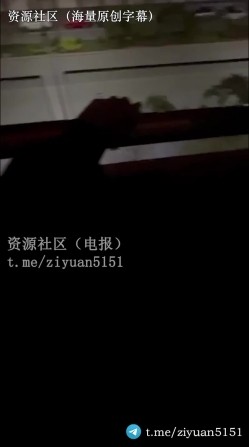 推特13W粉绿帽淫妻大神，优质包养模特老牌劲旅「Luxurious」《顶级土豪多人活动》屌丝的女神就是土豪们的丝袜母狗玩物 截图4
