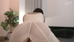 VENU-957 近ごろ豊満な熟女体型を気にしはじめた嫁の母が恥じらう姿に僕は勃起してしまった 佐知子 截图15