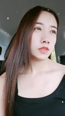 主营户外，喜欢刺激的感觉，【小温柔】，约情人驱车到无人区，车震内射，回到酒店性欲再起，骚逼真是个榨 截图2