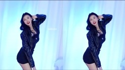 上个牛逼的国产舞团，全员大奶子，超燃抖胸，这期顶【18girls】，看了要喷鼻血 截图1