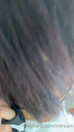 泰国纯天然反差少妇「dream」OF日常露脸性爱私拍 野外、阳台、车震、门口啪啪 现实OL网上母狗 截图15