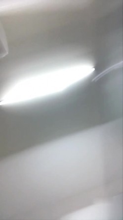 高颜值爆乳妹子给炮友口交再瑜伽垫上全裸一字马 卫生间尿尿扣逼自慰 截图16