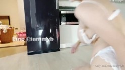 【你的淫荡姨妈】泰国轻熟人妻型巨乳网黄御姐「Muaymyb」露脸大尺度私拍 风骚露出男女通吃多穴满足 截图10