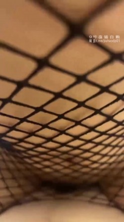 极品颜值反差女大，土豪专属性玩物，纯欲的外表与放荡的淫叫 形成剧烈反差，不知道最后会被谁接手 截图15