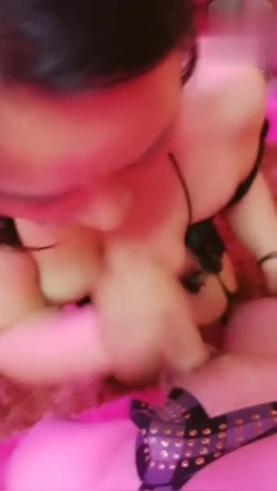 调教骚母狗深喉后入肥臀爆射一脸精子. 丰满阿姨：啊啊啊宝贝射到嘴里来，我要我要。太爆了！ 截图12