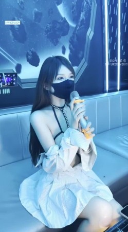 字母圈顶级调教大神【DOM黑宫】网红小母狗沦为包养玩物 按摩房淫交侍奉 狂艹内射~超美身材卫生间疯狂后入 截图7