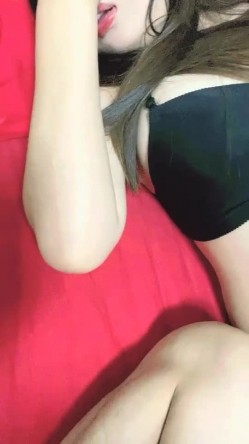 身材不错的中年欲女露脸口交来了大姨妈深喉怼嘴韵味十足诱惑十足 截图7
